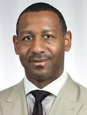 Photo of Head Coach Travis DeCuire